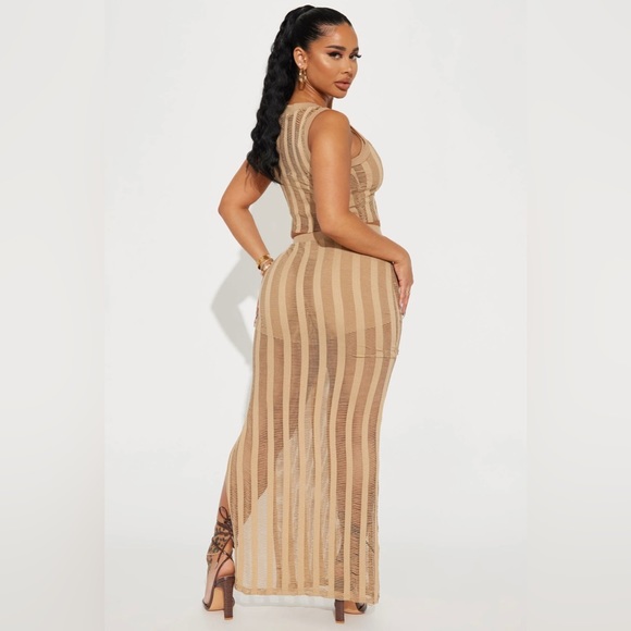 Taupe Crochet two piece set - Picture 3 of 6